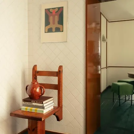 Pied A Terre Saint Honore Apartment
